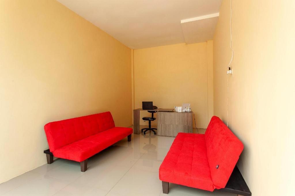 Richmond Guest House Cirebon Redpartner Exterior foto